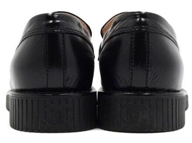 Chanel Mocassini da donna in pelle nera con logo CC dorato - vista 7