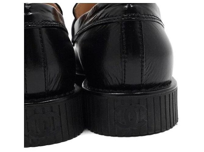 Chanel Mocassini da donna in pelle nera con logo CC dorato - vista 8