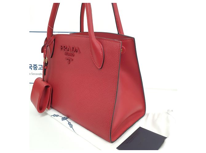 Prada Borsa Tote e borsa a tracolla monocromatica in Saffiano rossa - vista 4