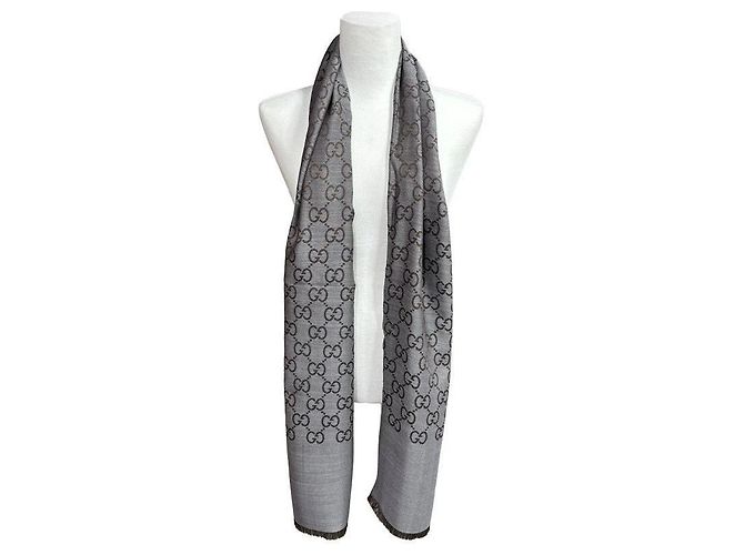 Gucci Sciarpa in lana e seta grigio marrone bicolore - vista 17