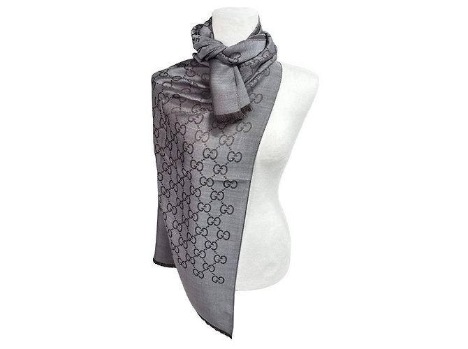 Gucci Sciarpa in lana e seta grigio marrone bicolore - vista 18