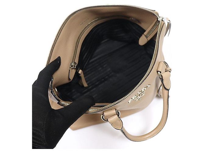 Prada Beige Vitello Phoenix Lettering Tote Bag - Ansicht 4