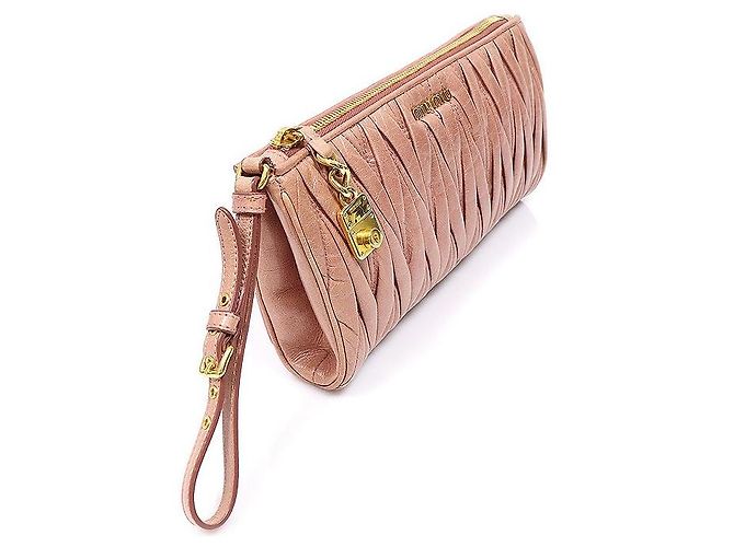 Miu Miu Necessaire in pelle rosa - vista 3