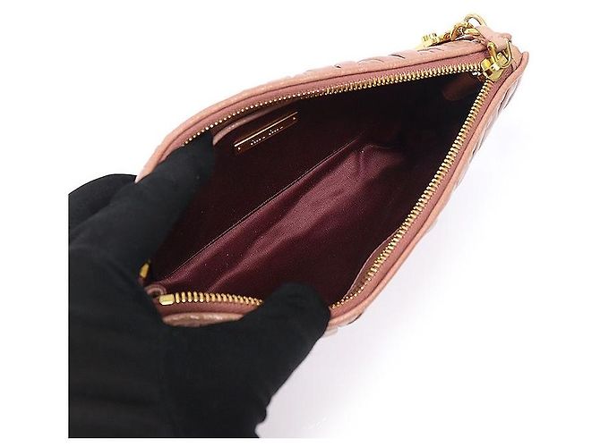 Miu Miu Necessaire in pelle rosa - vista 4