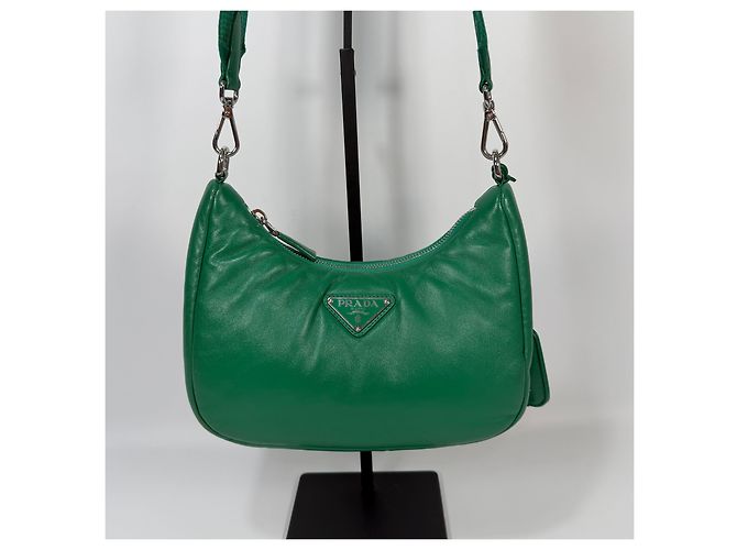 Prada Bolsa de Ombro Re-Edition em Pele Nappa Acolchoada - vista 3