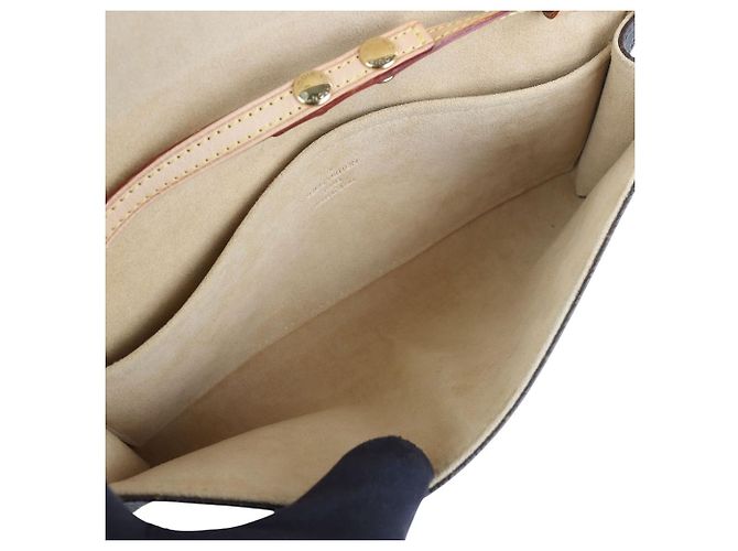 Louis Vuitton Monogram Pochette Twin GM Crossbody - vista 7