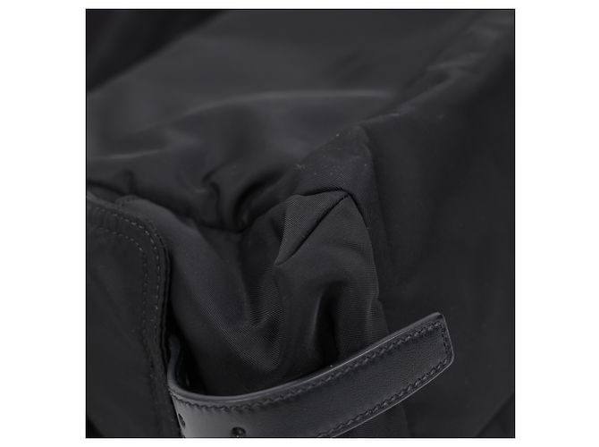 Prada Sac à épaule Explore Medium Black - vue 13