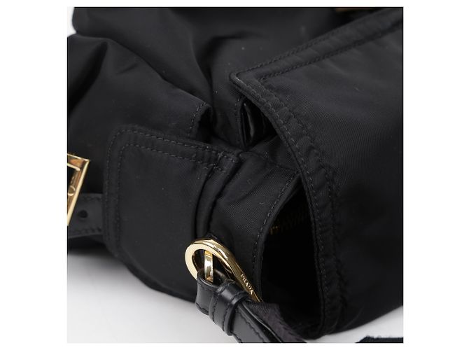 Prada Sac à épaule Explore Medium Black - vue 9
