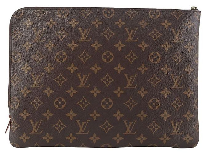 Louis Vuitton Monogram Etui Voyage MM Clutch - vista 3