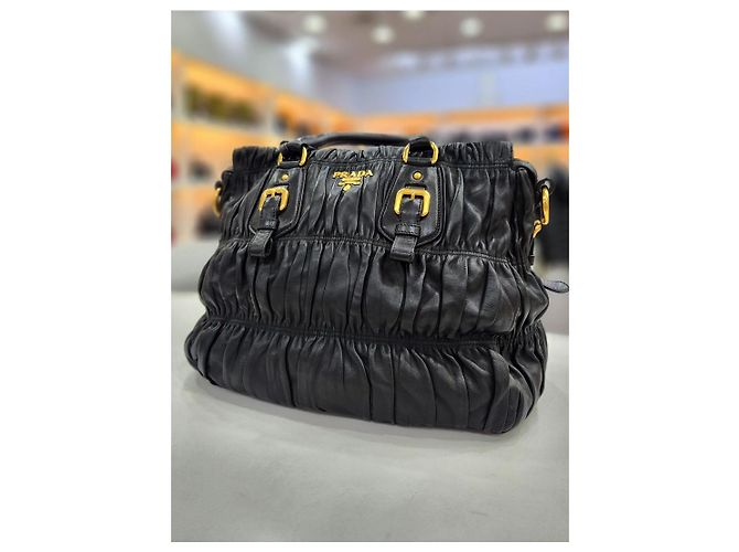 Prada Bolso de hombro Nappa Gauffre Gold - vista 5
