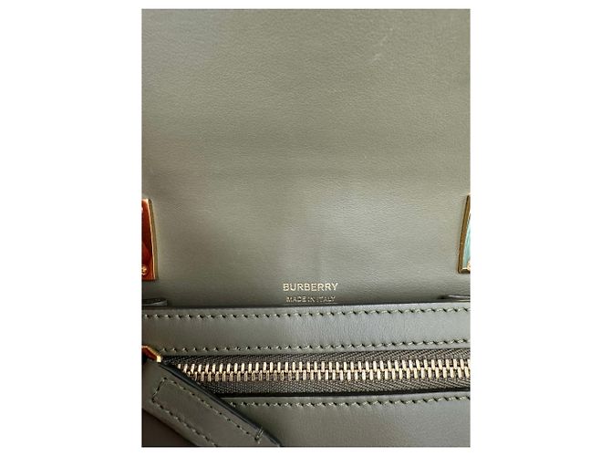 Burberry Mini Borsa Robin Cross con Catena Dorata - vista 5