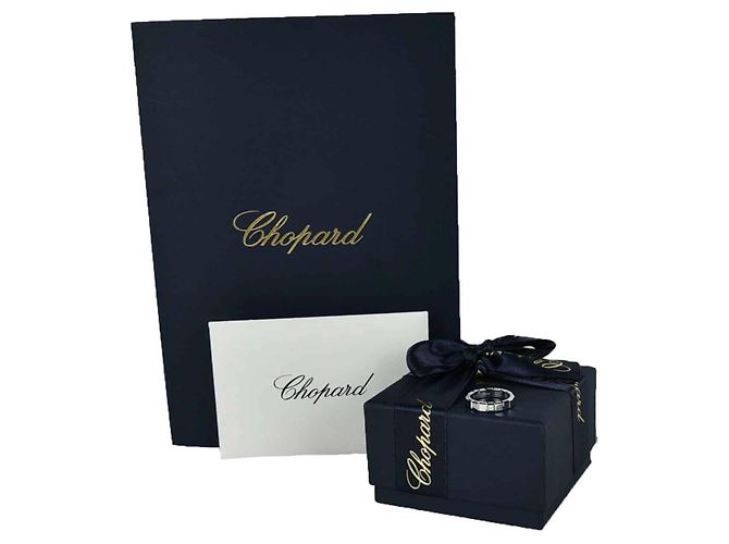Chopard Anel Ice Cube em ouro branco e diamantes - vista 5