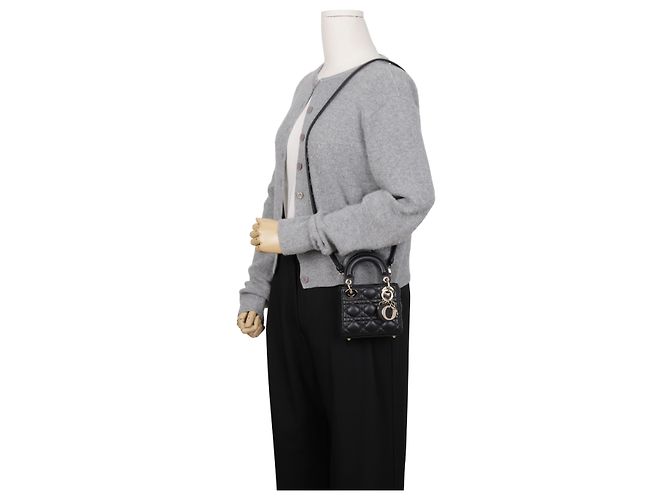 Dior Bolsa Lady Micro Black Cannage Lambskin - vista 15