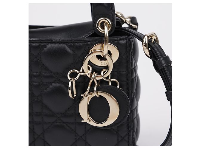 Dior Bolsa Lady Micro Black Cannage Lambskin - vista 3