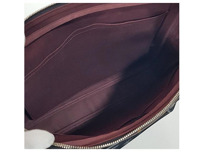 Louis Vuitton Monogram Document Carry PM - vista 8