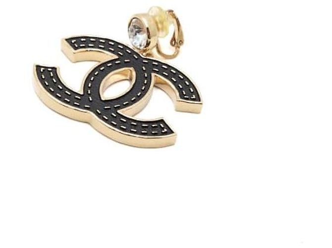 Chanel Boucles d'oreilles pendantes à clip en métal Season - vue 3