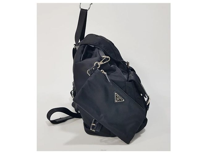 Prada Zaino Medium in Re-Nylon - vista 4
