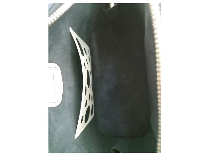 Louis Vuitton Borsa Alma BB Tote e Crossbody - vista 17