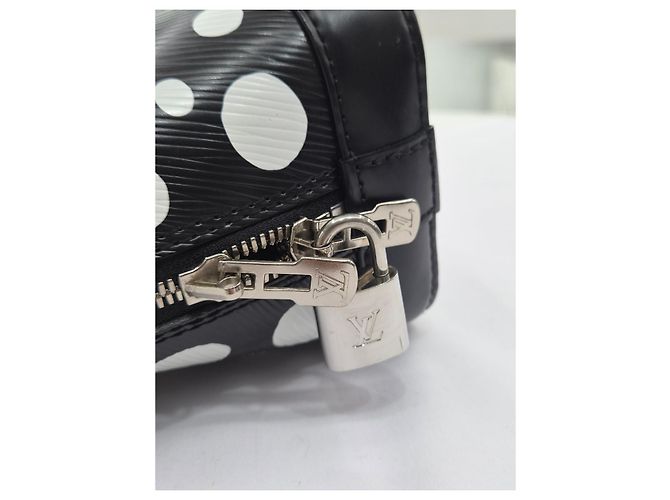 Louis Vuitton Borsa Alma BB Tote e Crossbody - vista 23
