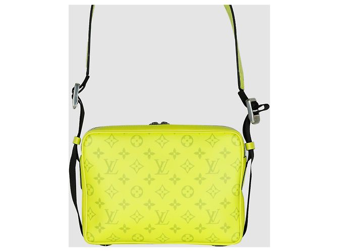 Louis Vuitton Borsa Messenger Crossbody Monogram Outdoor - vista 3