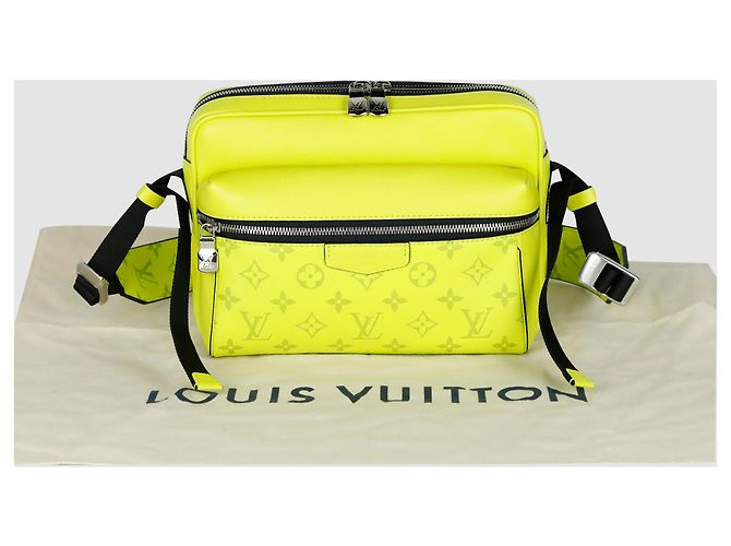 Louis Vuitton Borsa Messenger Crossbody Monogram Outdoor - vista 6