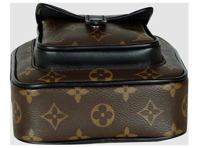 Louis Vuitton Borsa a tracolla Monogram Christopher Wearable Wallet - vista 4