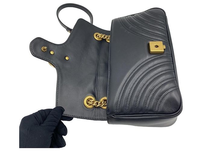 Gucci Borsa a tracolla e spalla GG Marmont in pelle matelassé Small, Nero - vista 22