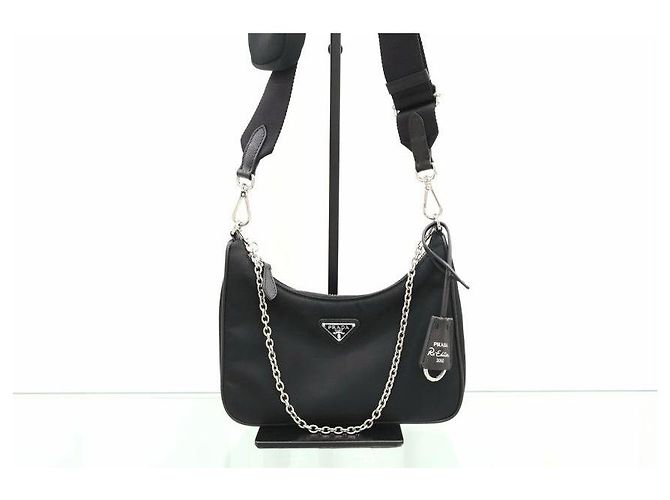 Prada Borsa a tracolla Hobo Re-Edition in nylon nera - vista 2