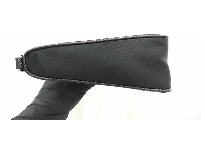 Prada Borsa a tracolla Hobo Re-Edition in nylon nera - vista 4