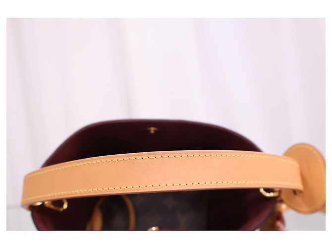 Bucket Louis Vuitton Borsa a secchiello a tracolla Monogram All-in BB - vista 4