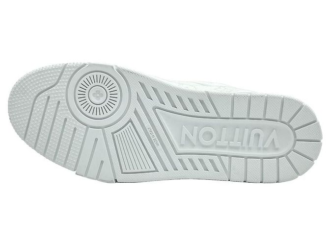Louis Vuitton Sneakers Trainer Monogram Grain Leather Sneakers White - vista 16