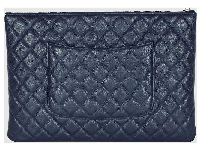 Chanel Clutch Classic Caviar - vista 3