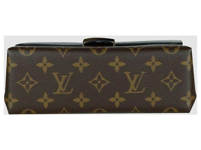 Louis Vuitton Borsa Tote e Crossbody Monogram Rocky BB - vista 4