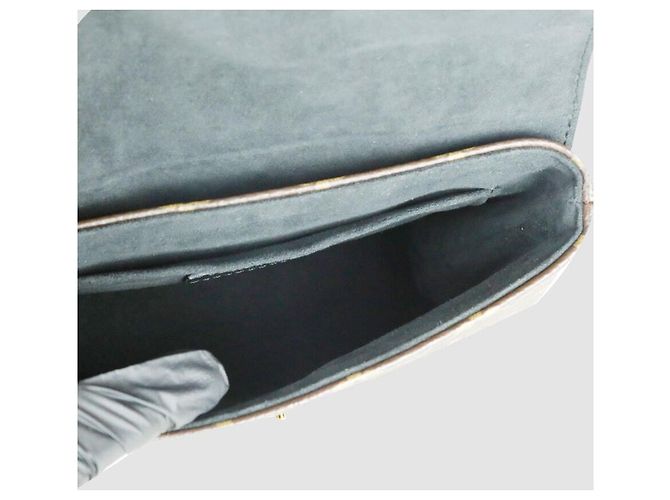 Louis Vuitton Borsa Tote e Crossbody Monogram Rocky BB - vista 5