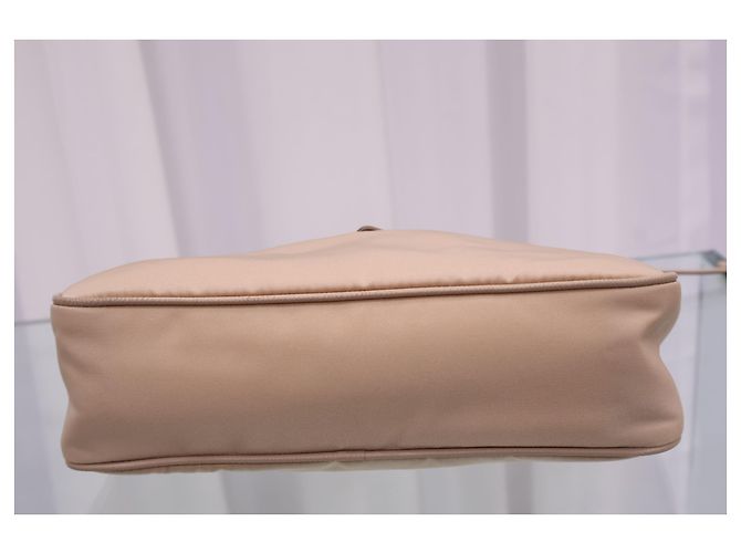 Prada Borsa a tracolla e spalla Re-Nylon Tessuto Chain - vista 4
