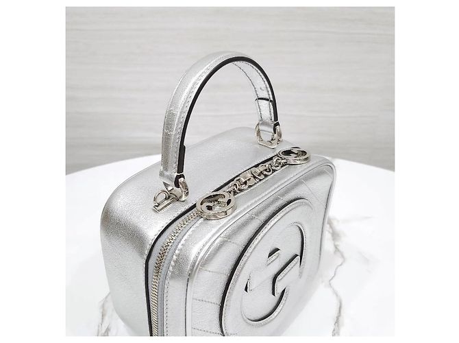 Gucci Nuova Borsa Blondie Mini Top Handle Argento Metallizzato - vista 5