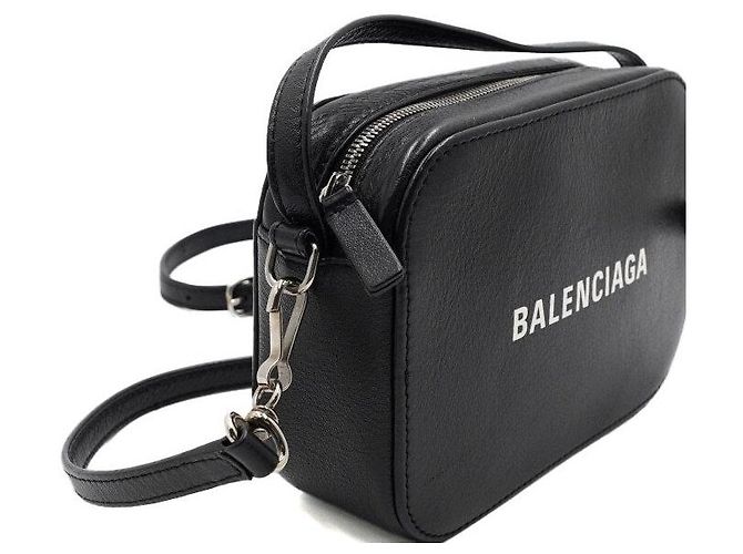 Balenciaga Borsa Camera XS e Crossbody Everyday - vista 7