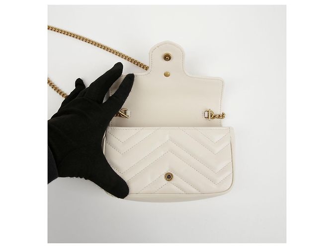 Gucci Borsa Super Mini GG Marmont Matelassé White - vista 7