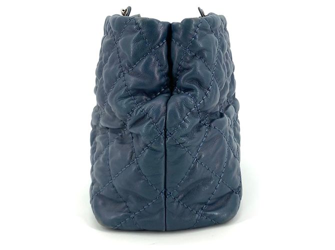 Chanel Bolsa de Ombro Prateada com Matelassê Bubble - vista 5