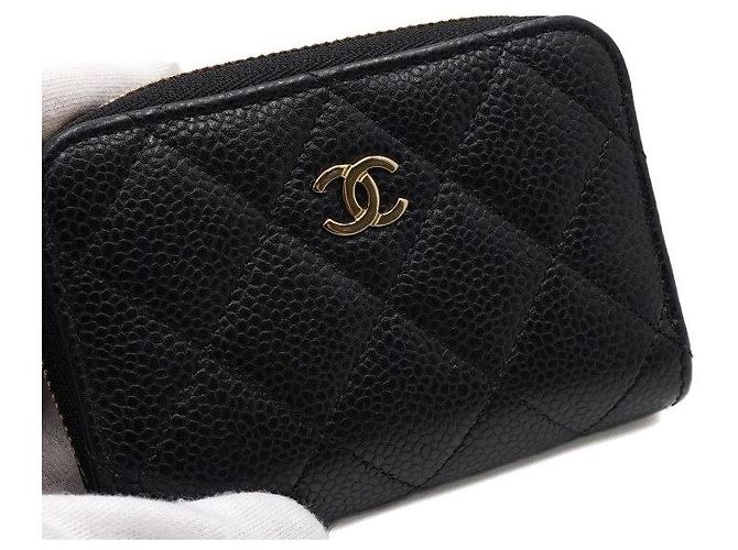 Chanel Klassischer Black Caviar Kartenhalter mit goldenem CC-Reißverschluss - vista 5