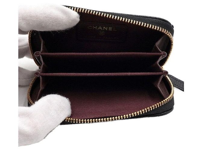 Chanel Klassischer Black Caviar Kartenhalter mit goldenem CC-Reißverschluss - vista 6