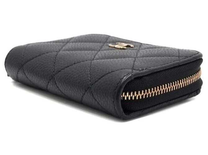Chanel Klassischer Black Caviar Kartenhalter mit goldenem CC-Reißverschluss - vista 8