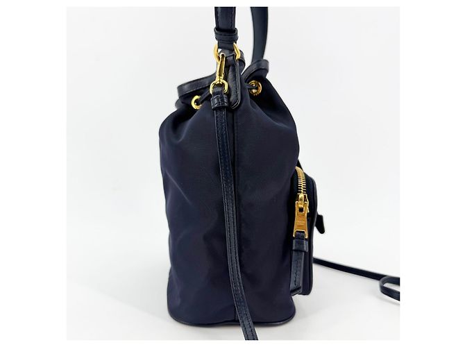 Prada Borsa Bucket Re Nylon Pocono Navy - vista 4