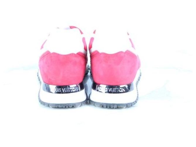 Louis Vuitton Sneakers Runaway in camoscio rosso - vista 3