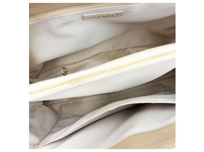 Chanel Borsa a tracolla con catena Caviar Skin Beige - vista 8