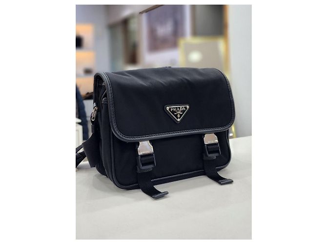 Prada Borsa a tracolla multi in nylon Saffiano con logo triangolare - vista 3