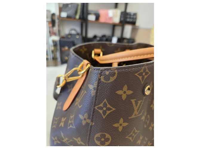 Louis Vuitton Montagne MM Monogram Condition - vista 12