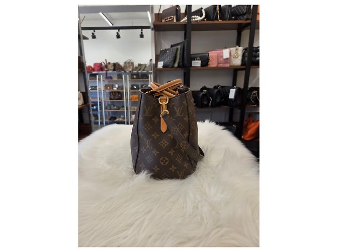 Louis Vuitton Montagne MM Monogram Condition - vista 7