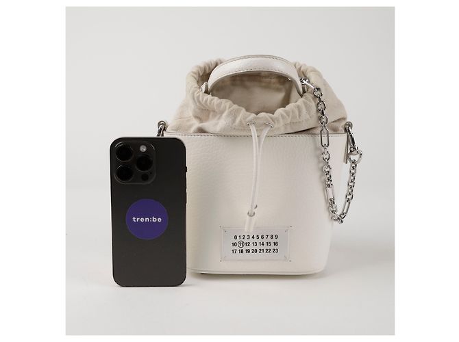 Maison Martin Margiela Borsa a secchiello piccola in pelle bianca - vista 9