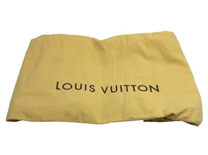 Louis Vuitton Borsa a spalla Large Monogram Mahina Beige - vista 9
